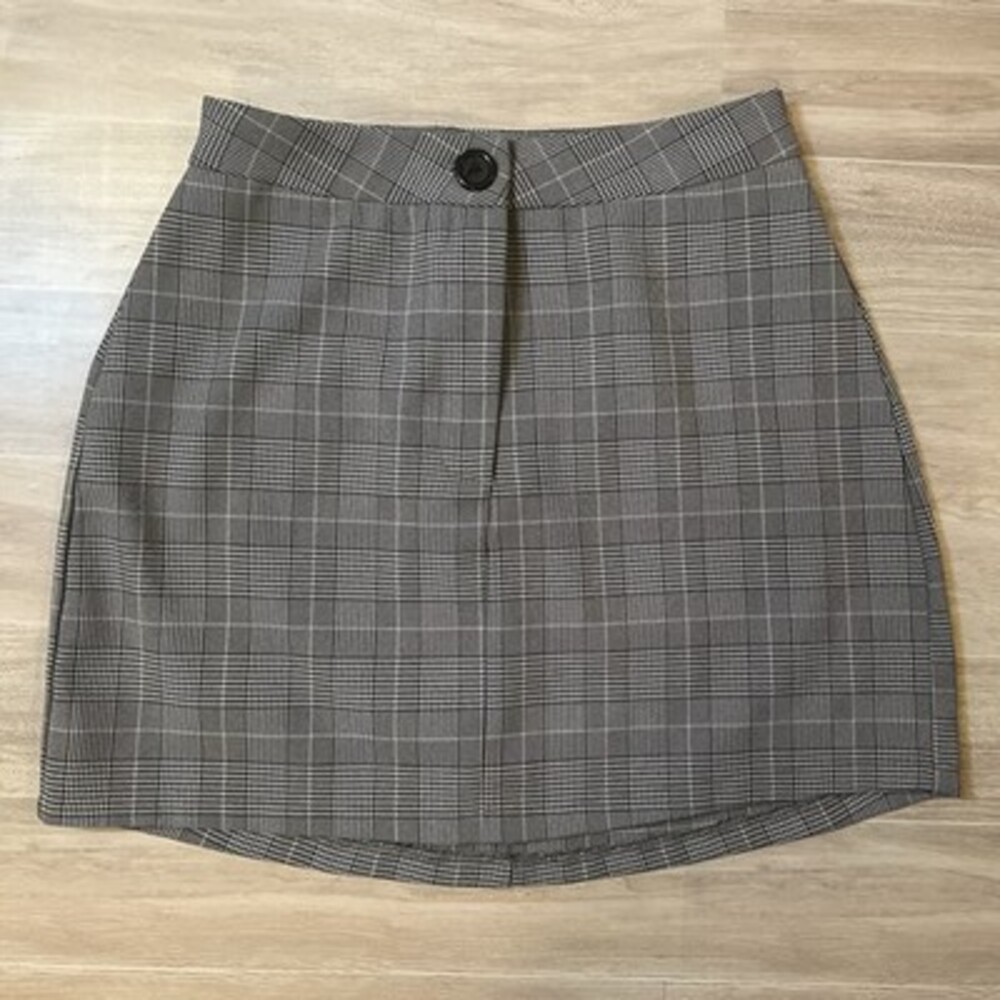 Charlotte Russe Y2K Women’s Mini Skirt Black And White Plaid Size Small